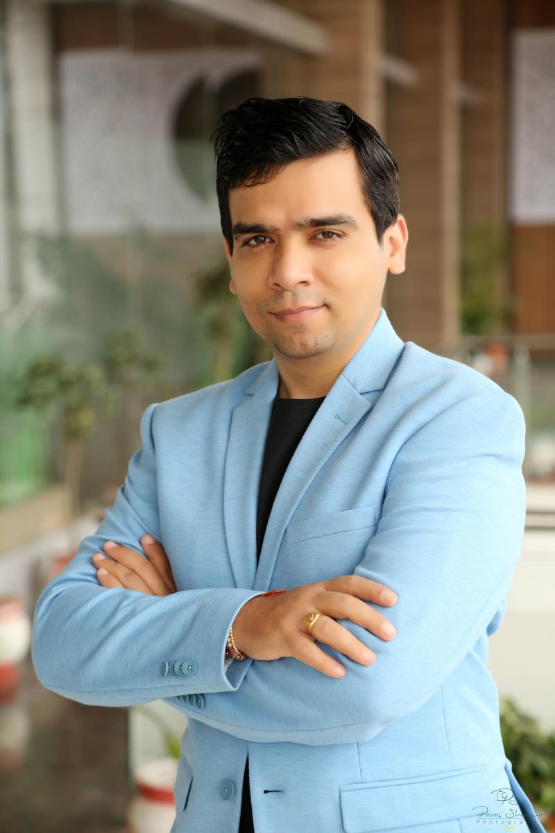 DR VIJAY D
