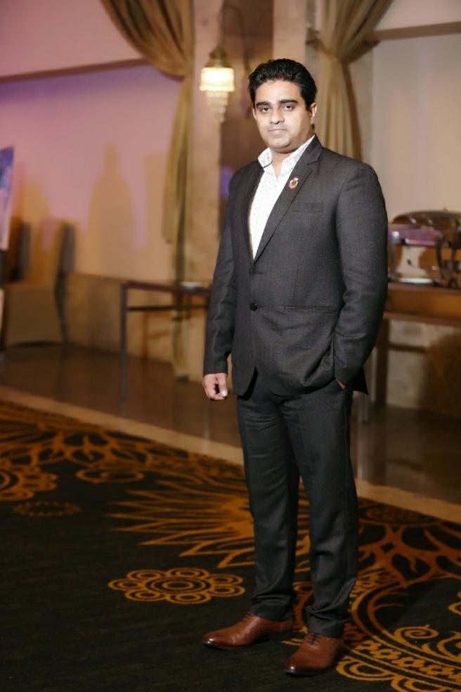 Dr. Naveen Kumar