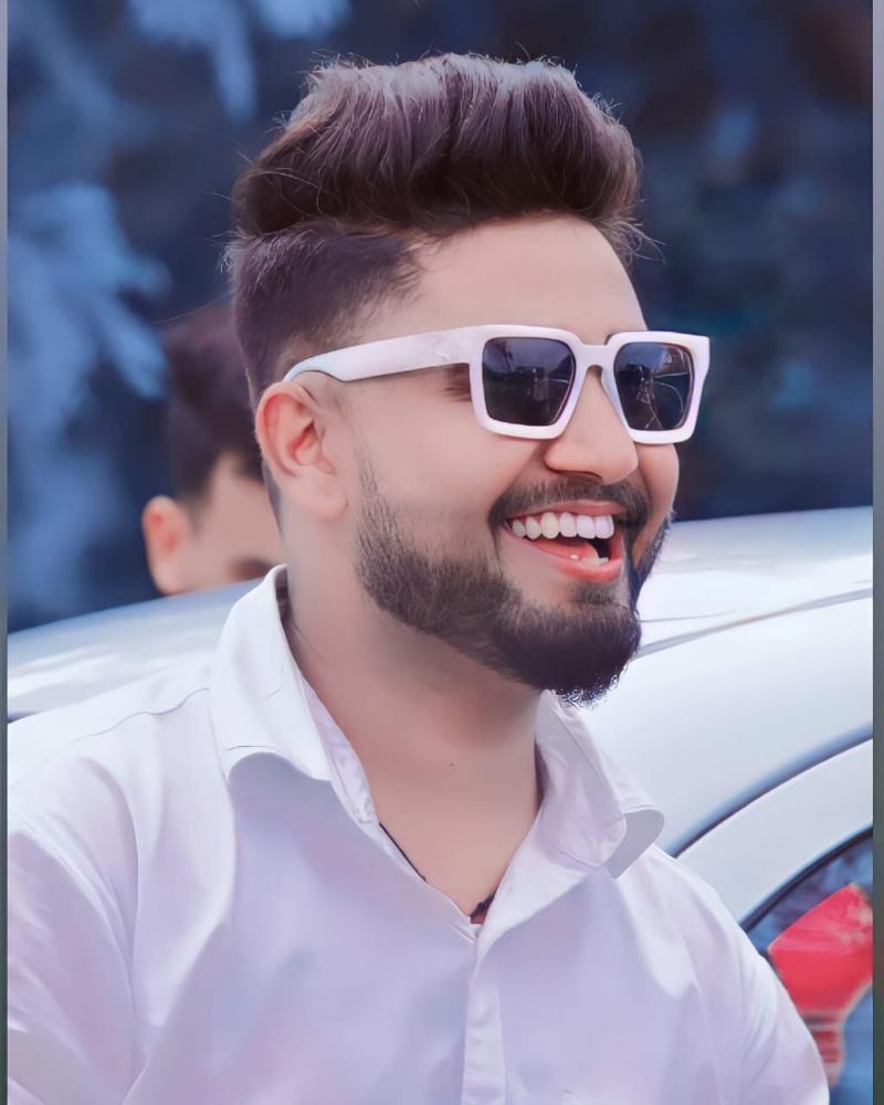 Dr Soyalkhan