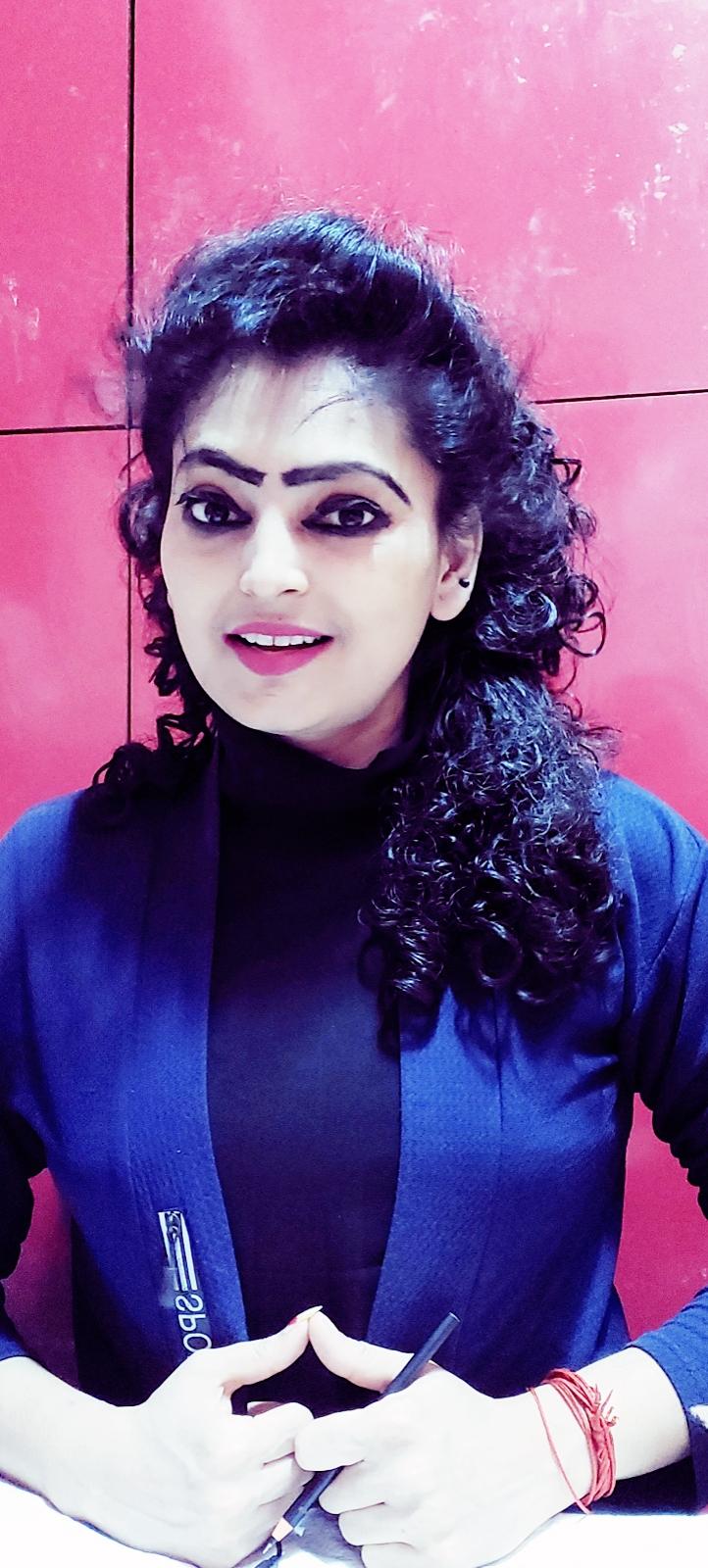 Dr  CHARUSHEELA 